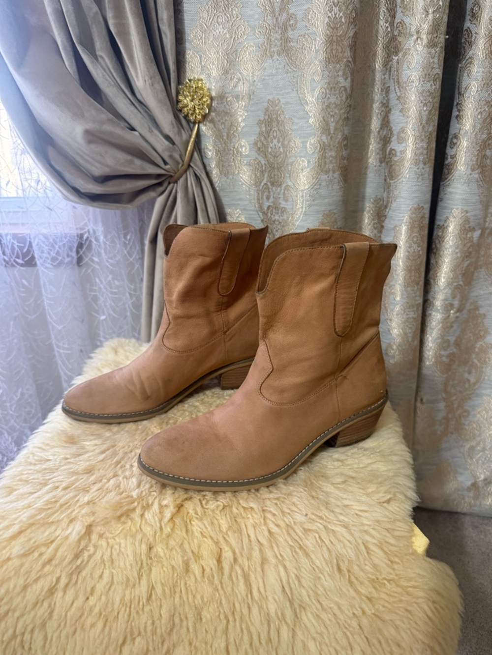 CROWN VINTAGE SUEDE LEATHER BOOTS Cognac Brown Size 7.5M Pull On Very Soft - Picture 4 of 10